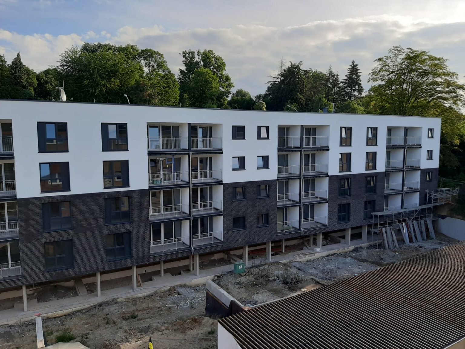 Neubau in ÜbachPalenberg HeinrichsGruppe